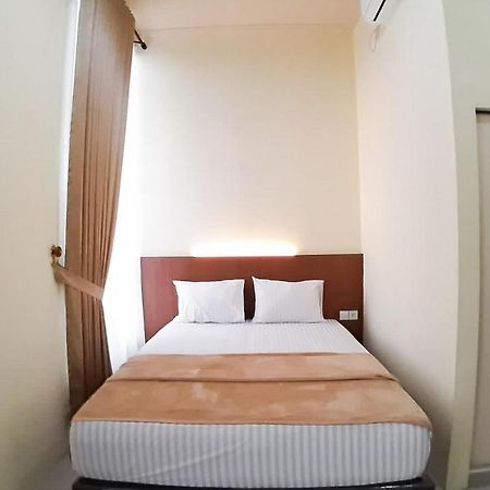 Hotel RedDoorz Syariah near Transmart Jambi 2 Palmerah Zewnętrze zdjęcie