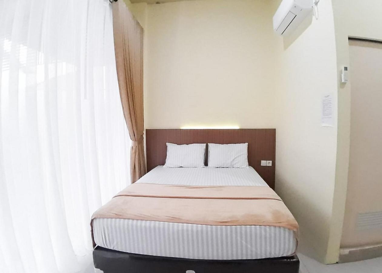 Hotel RedDoorz Syariah near Transmart Jambi 2 Palmerah Zewnętrze zdjęcie