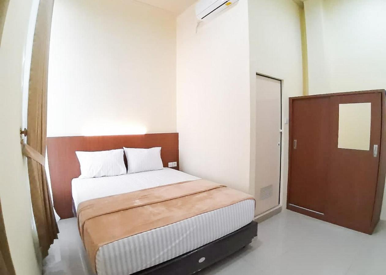 Hotel RedDoorz Syariah near Transmart Jambi 2 Palmerah Zewnętrze zdjęcie